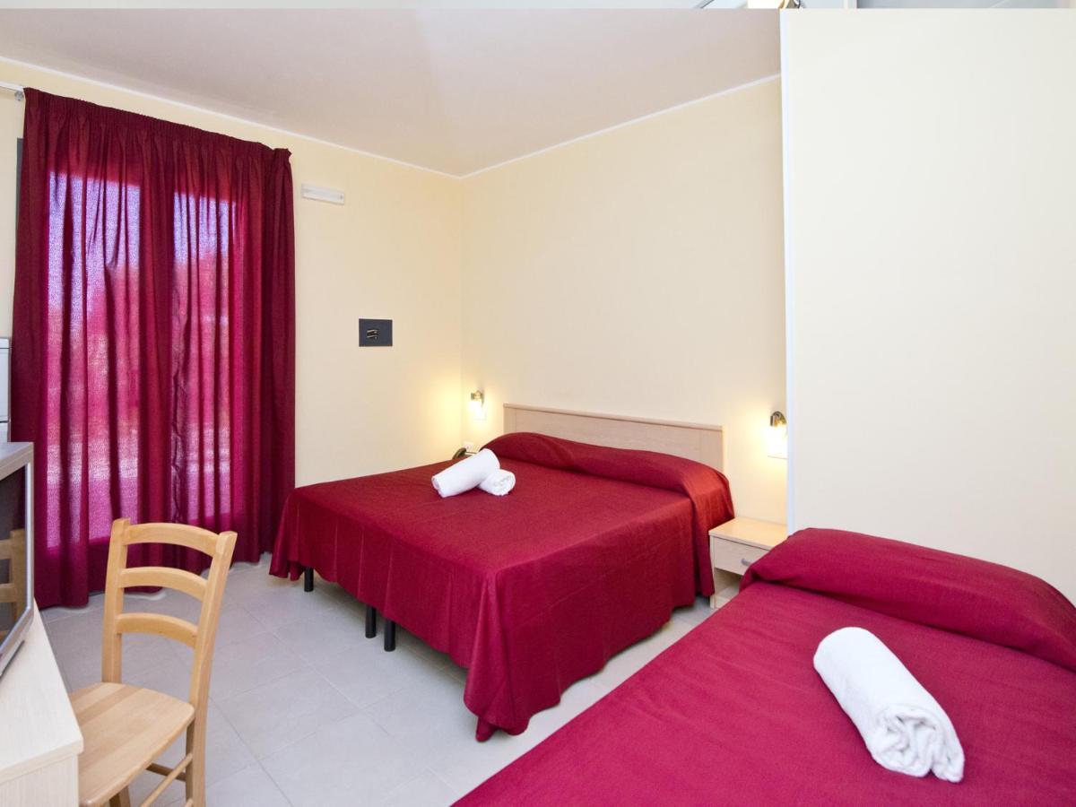 Hotel Club Koiné Otranto Esterno foto