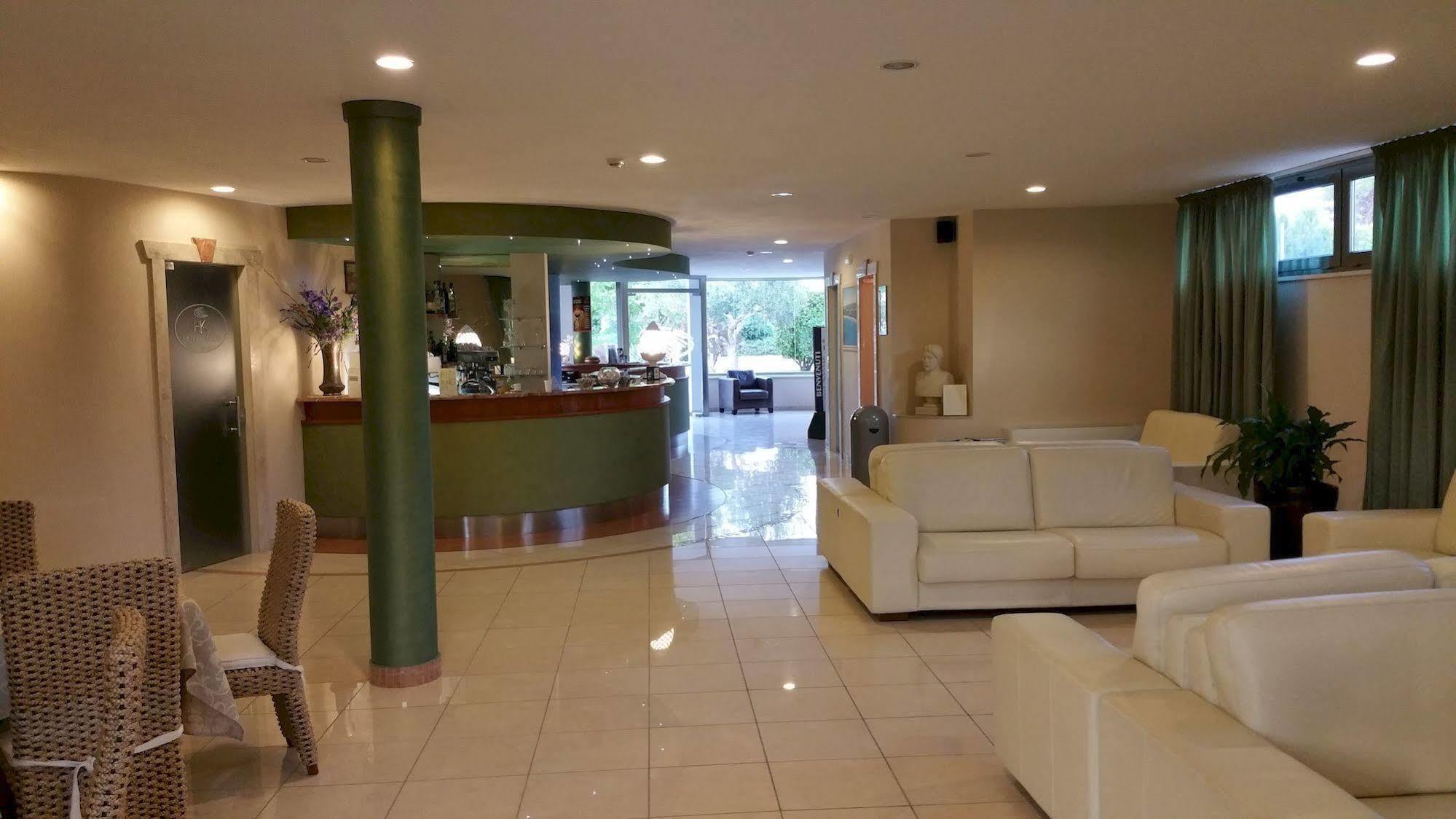 Hotel Club Koiné Otranto Esterno foto